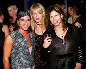 Steven Tyler with wife and John Galliano 1999, NY.jpg